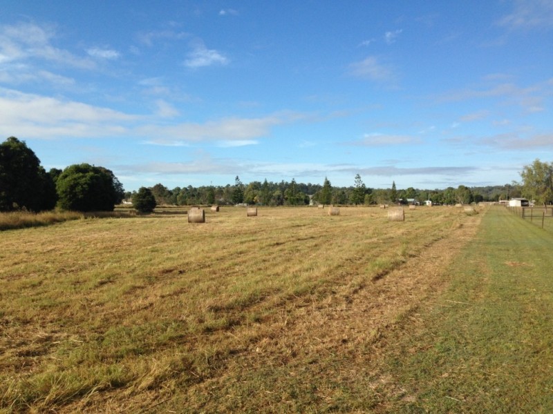 82 Brightview Rd, Brightview QLD 4311