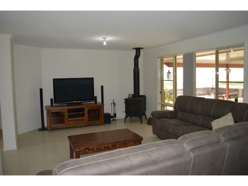 Lockyer Waters QLD 4311