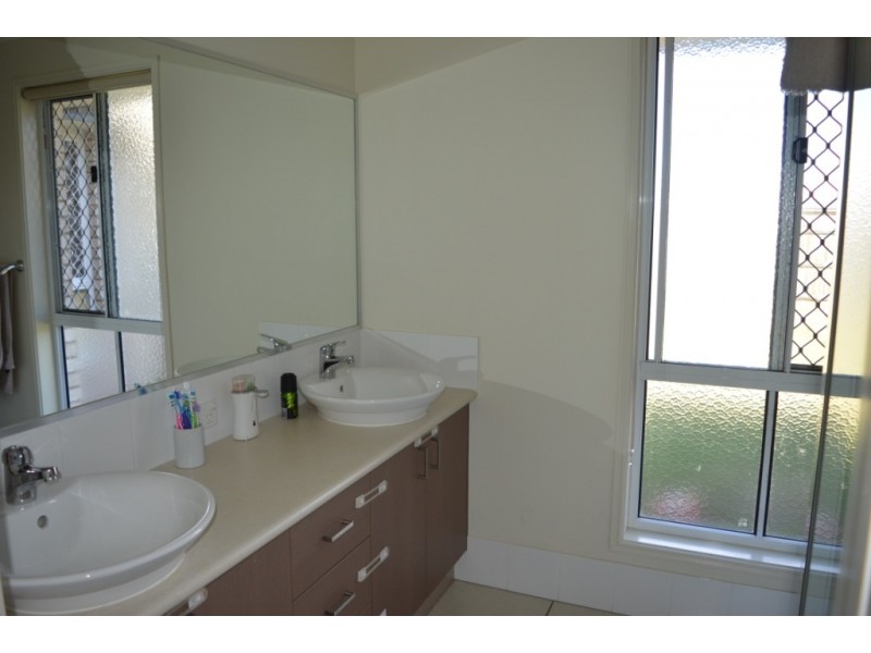 10 Goodwin Street, Laidley QLD 4341