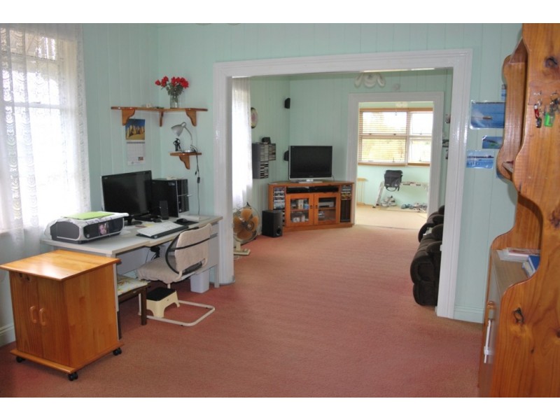 32 Milne Street, Laidley QLD 4341