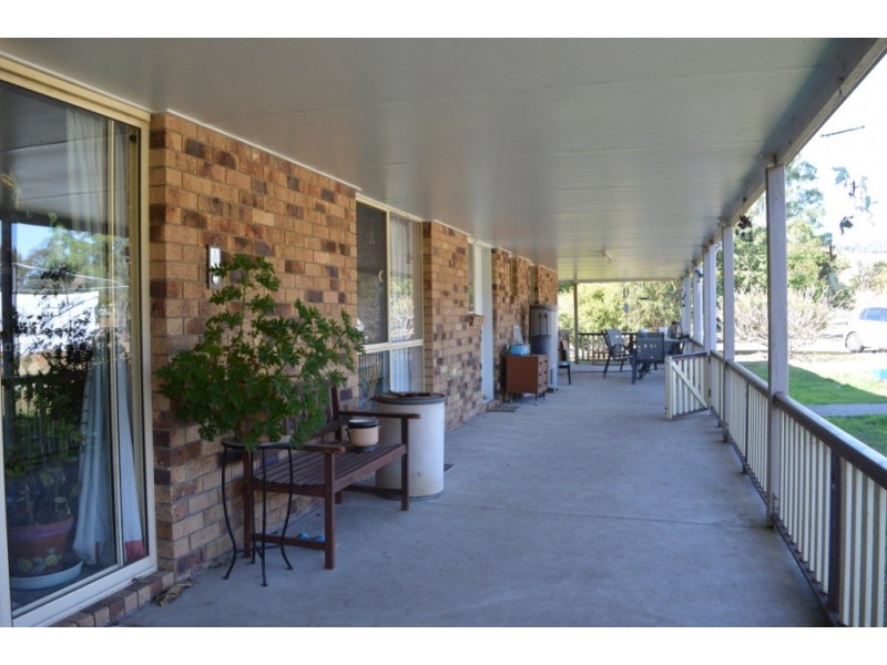 9 Hughes Road, Plainland QLD 4341