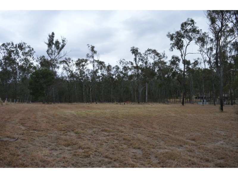 5 Honeyeater Court, Laidley Heights QLD 4341