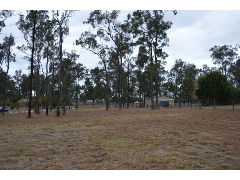 5 Honeyeater Court, Laidley Heights QLD 4341
