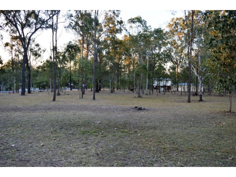 2 Australia II Drive, Kensington Grove QLD 4341