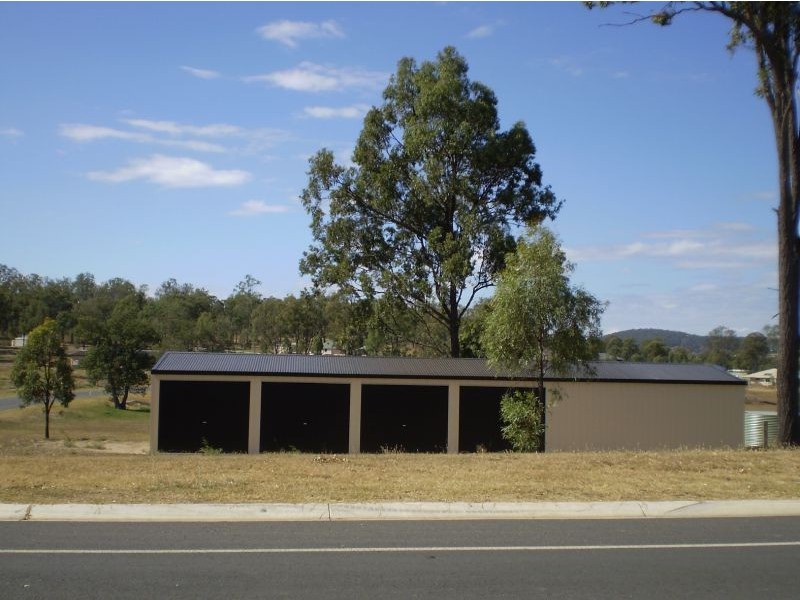 70 Fairway Drive, Kensington Grove QLD 4341