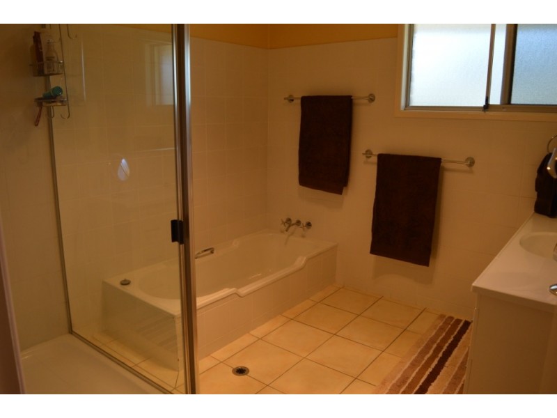 57 Hughes Road, Plainland QLD 4341