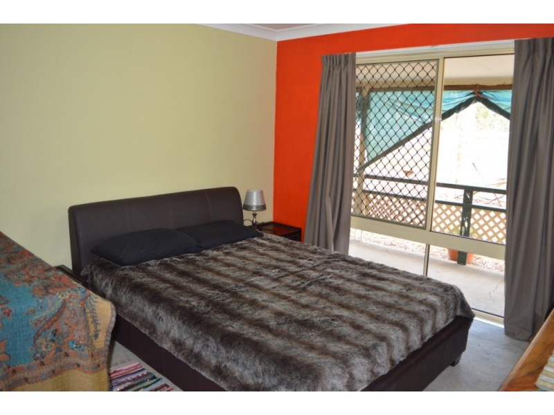 5 Bowers Rd, Hatton Vale QLD 4341