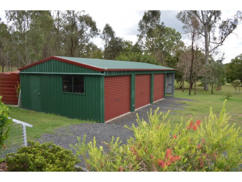 8 Brown Court, Laidley Heights QLD 4341