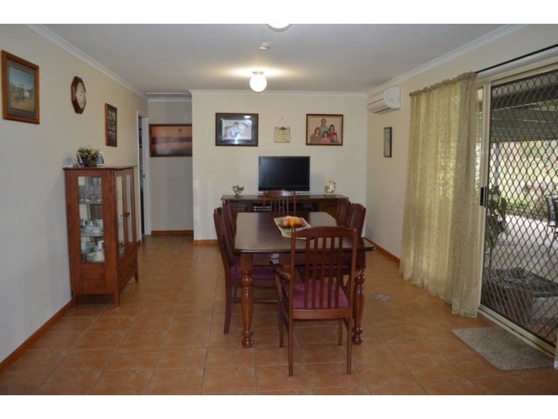 8 Brown Court, Laidley Heights QLD 4341