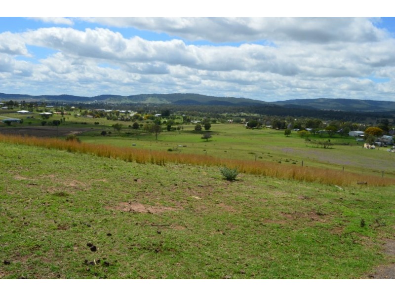 107 Zischke Road, Regency Downs QLD 4341