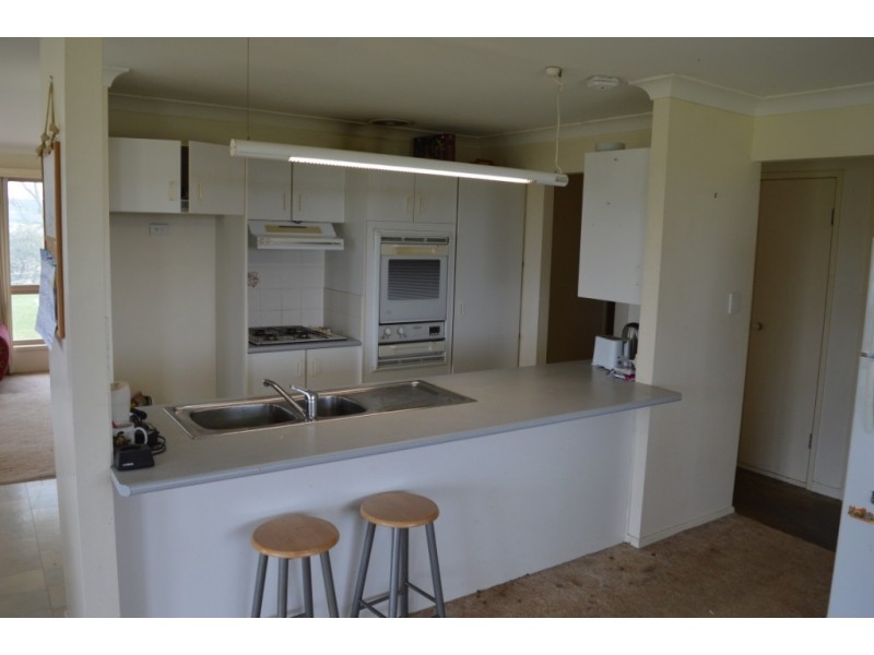 107 Zischke Road, Regency Downs QLD 4341