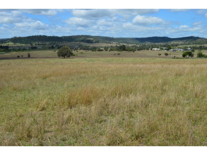 107 Zischke Road, Regency Downs QLD 4341