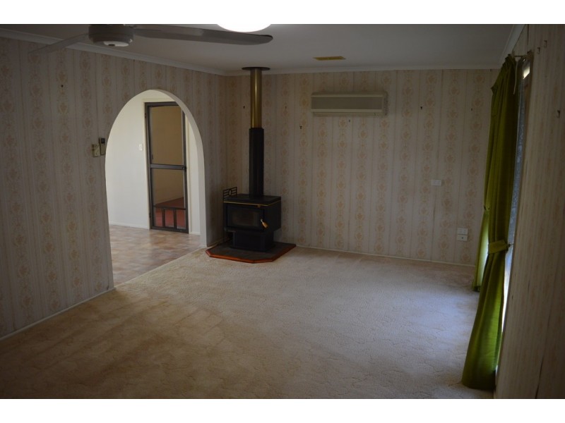 56 Thomas st, Laidley QLD 4341