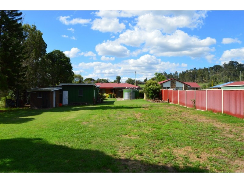 56 Thomas st, Laidley QLD 4341