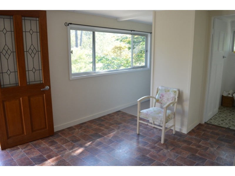 2 Sandpiper Dr, Regency Downs QLD 4341