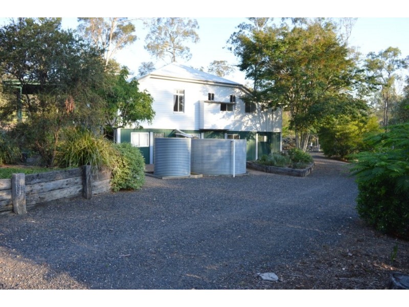 2 Sandpiper Dr, Regency Downs QLD 4341