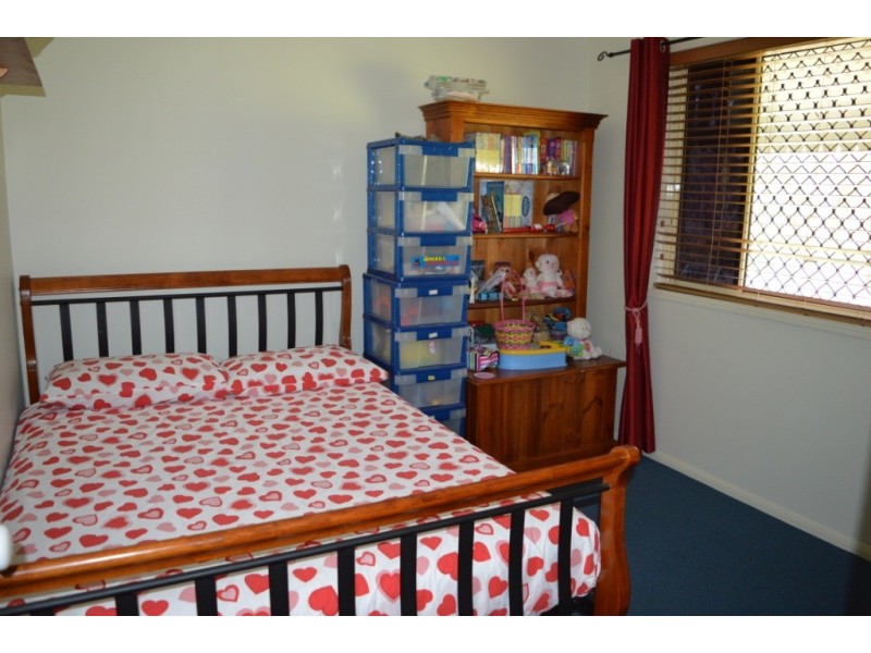 7 Natalie Court, Regency Downs QLD 4341