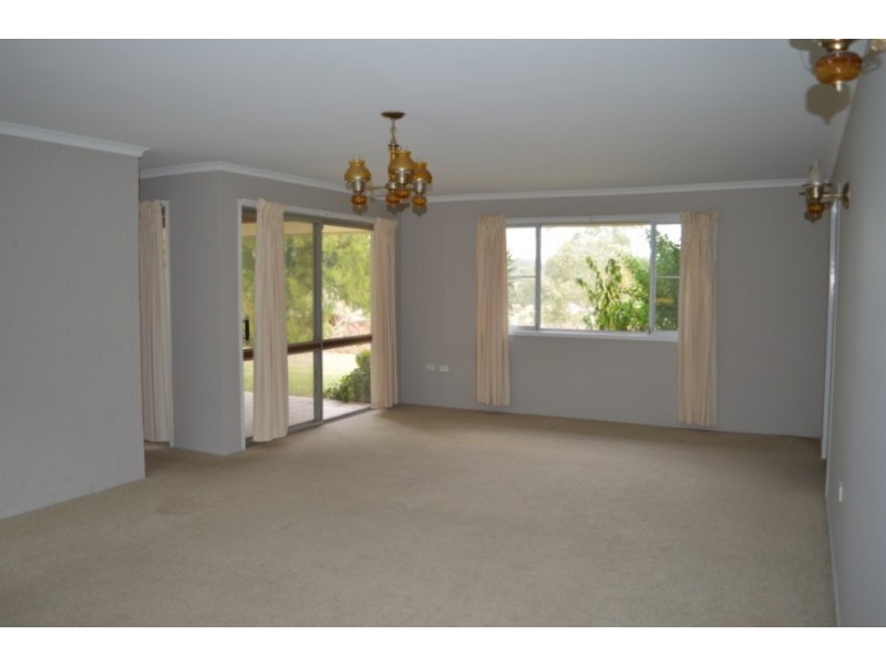 10 Summer Street, Laidley QLD 4341