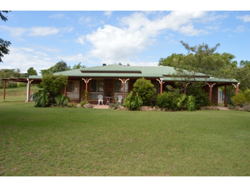 149 Lakes Drive, Laidley Heights QLD 4341
