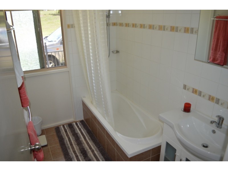 28 Heron Street, Laidley Heights QLD 4341