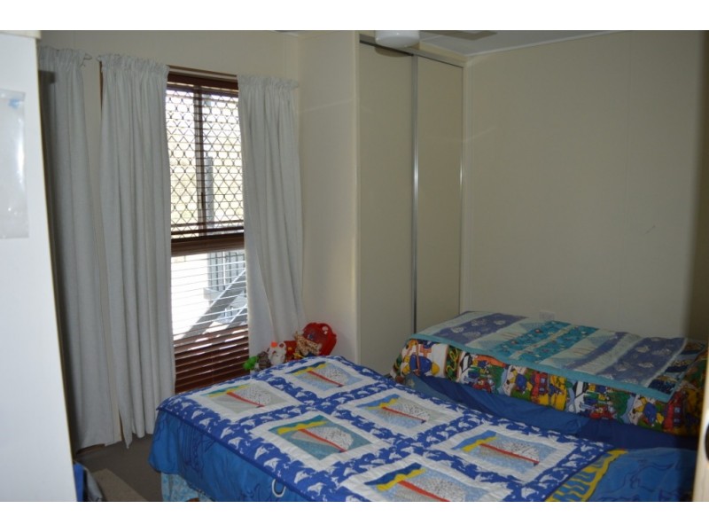 22 Bertrand Ave, Kensington Grove QLD 4341