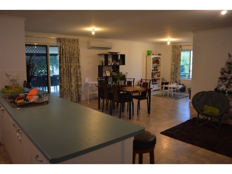 183 Lakes Dr, Laidley Heights QLD 4341