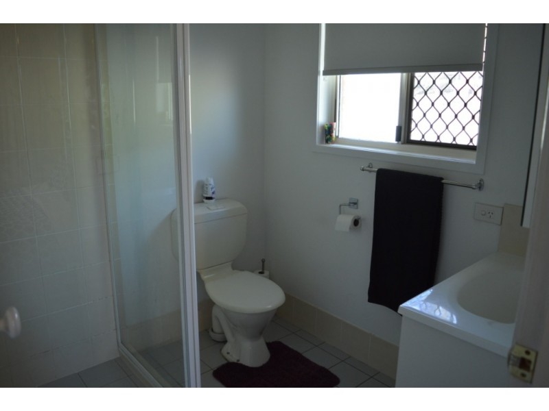 183 Lakes Dr, Laidley Heights QLD 4341