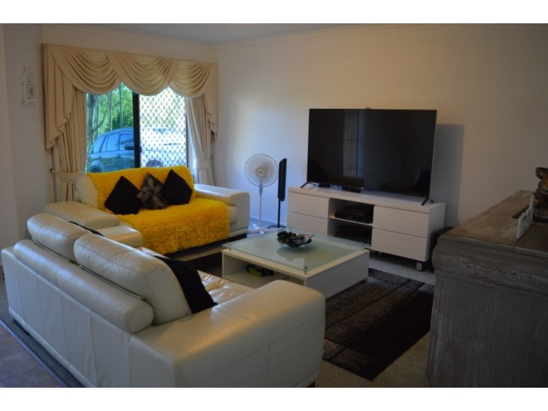 183 Lakes Dr, Laidley Heights QLD 4341