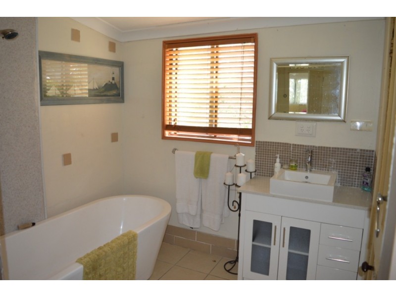 9 Patrick St, Laidley QLD 4341