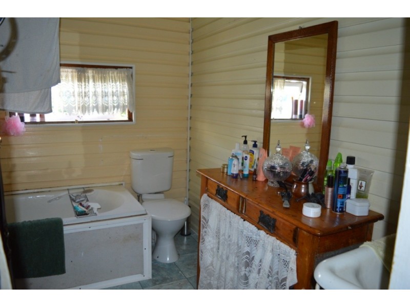 12 Summer Street, Laidley QLD 4341