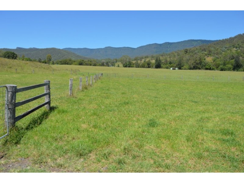 305-307 Mulgowie Road, Townson QLD 4341