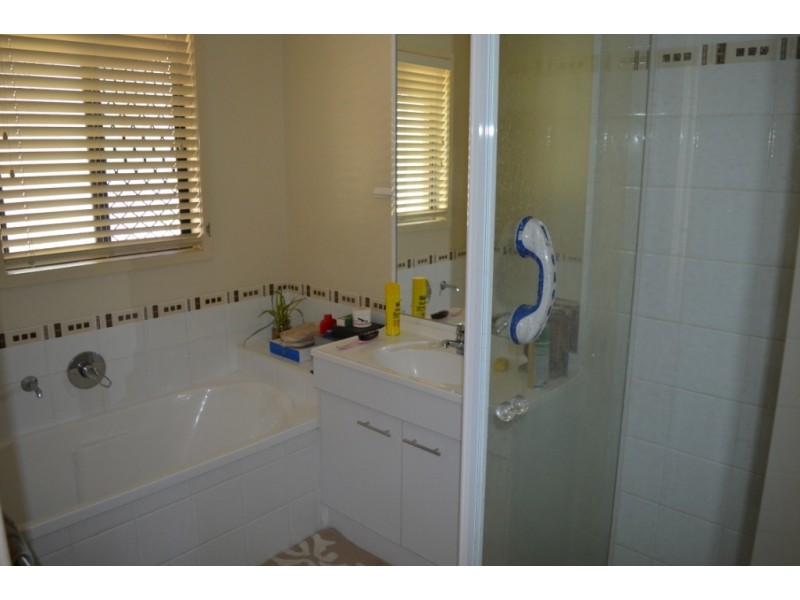 4 Amy Drive, Laidley Heights QLD 4341