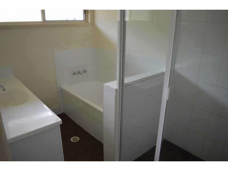 48 Bentley Drive, Regency Downs QLD 4341