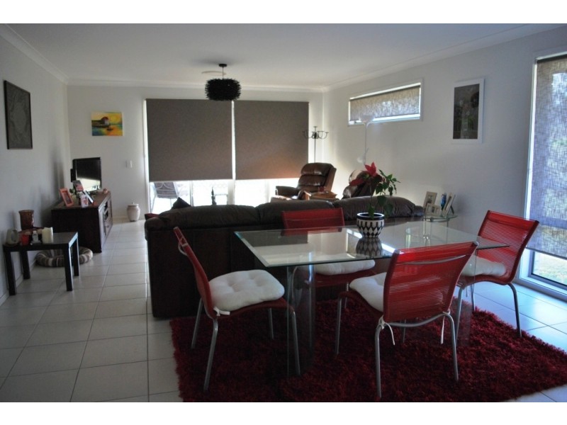 14 White Gums Road, Hatton Vale QLD 4341