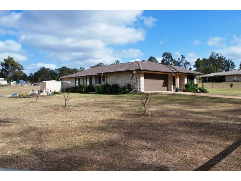 14 White Gums Road, Hatton Vale QLD 4341