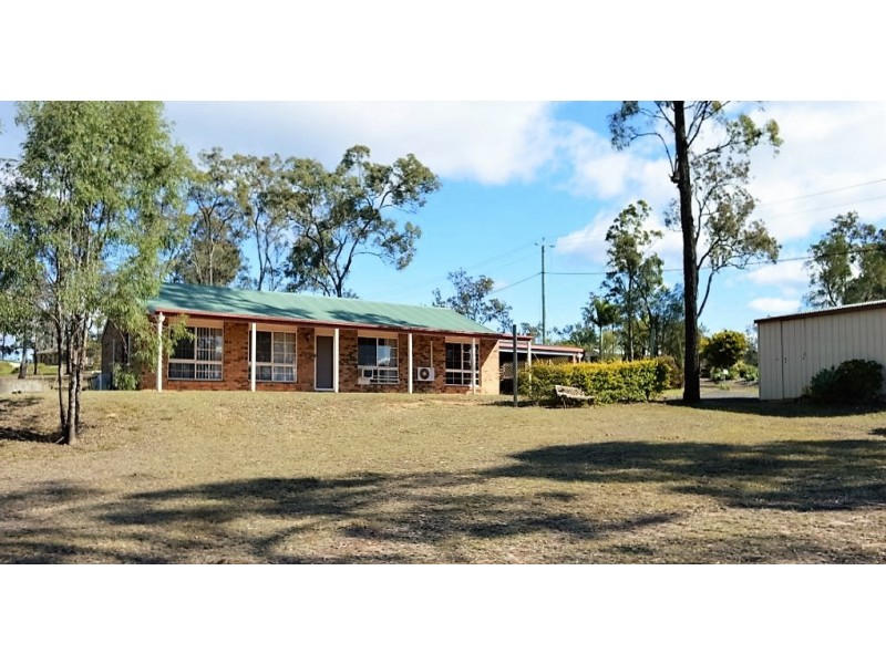 215 Lakes Drive, Laidley Heights QLD 4341