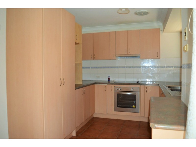 215 Lakes Drive, Laidley Heights QLD 4341