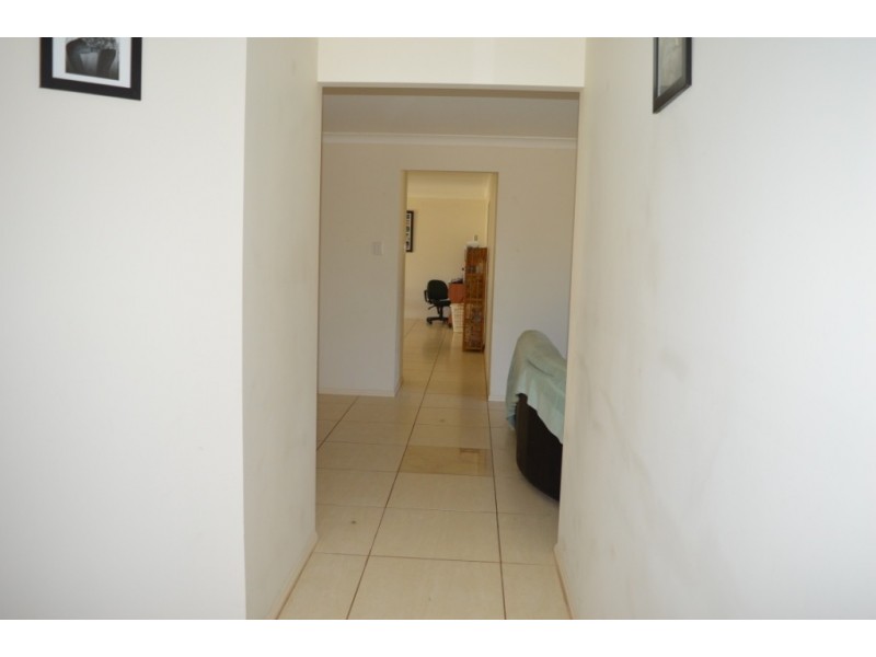 1 Bradley Close, Laidley Heights QLD 4341