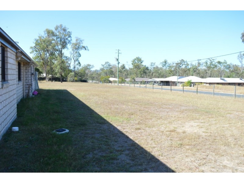 1 Bradley Close, Laidley Heights QLD 4341