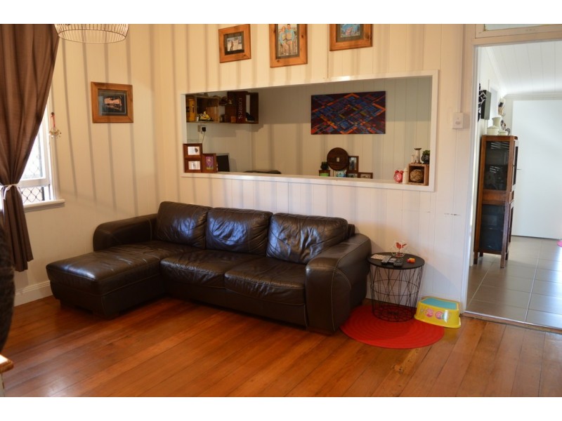 15 Herbert Street, Laidley QLD 4341