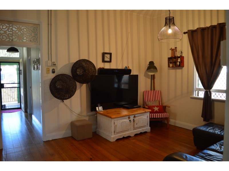 15 Herbert Street, Laidley QLD 4341