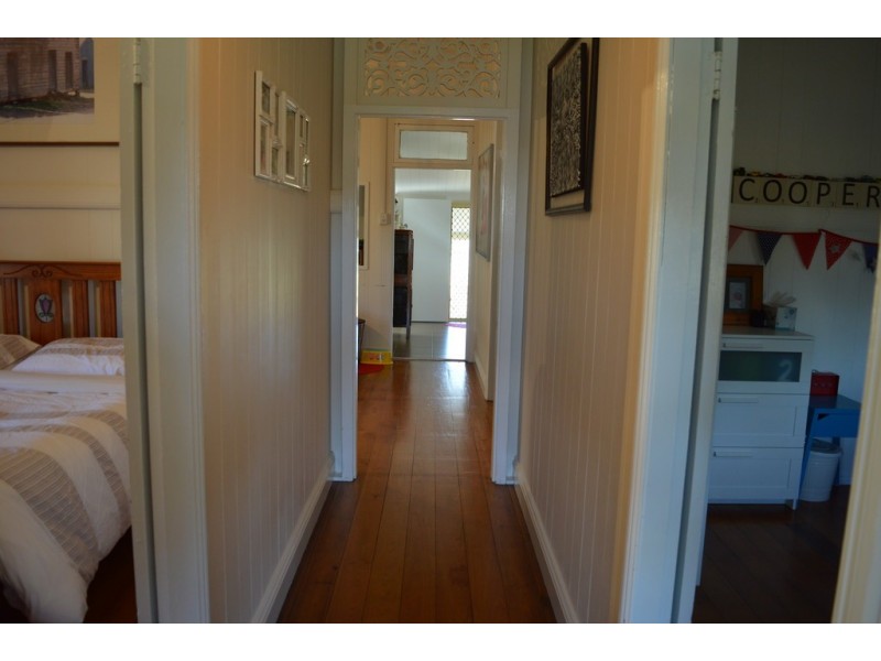 15 Herbert Street, Laidley QLD 4341