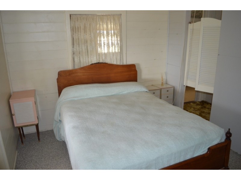 34 Arndt Rd West, Tallegalla QLD 4340