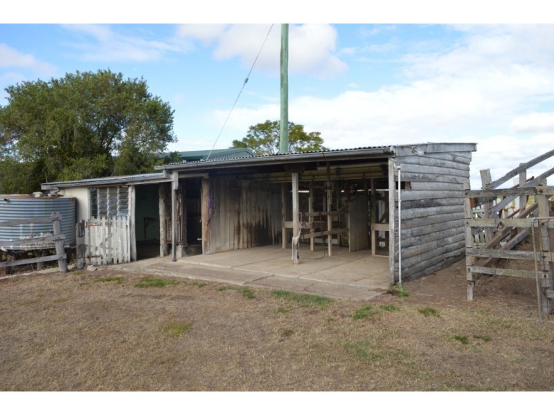 34 Arndt Rd West, Tallegalla QLD 4340