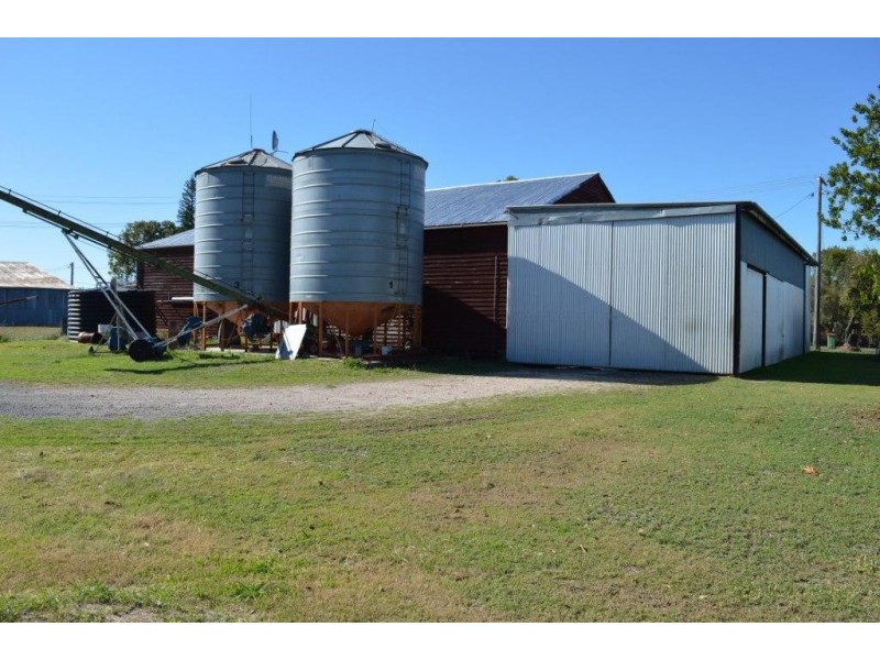 23 Kent Street, Forest Hill QLD 4342