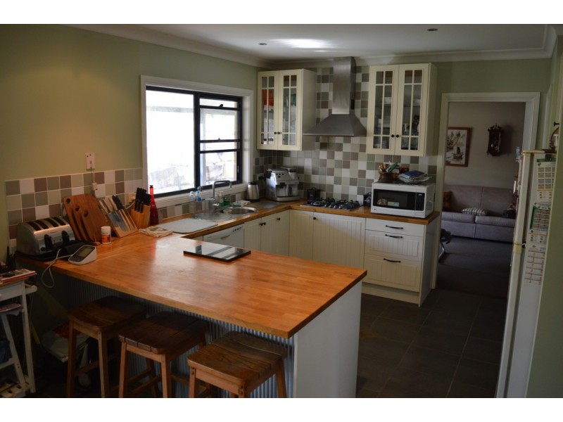 12 Wheatley Court, Regency Downs QLD 4341