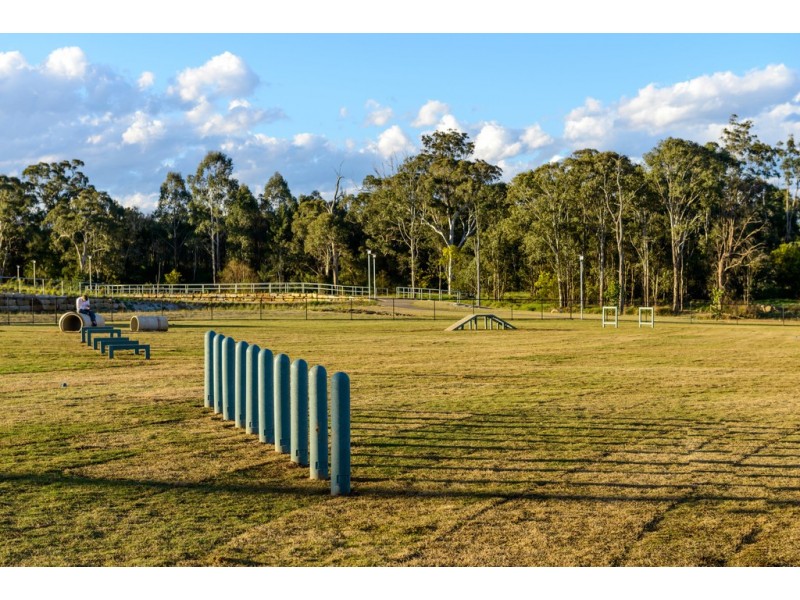 Lot 6136 Cnr Silky and Caswell Road, Spring Farm NSW 2570