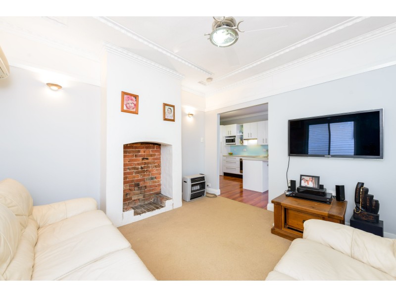 38 Chellaston Street, Camden NSW 2570