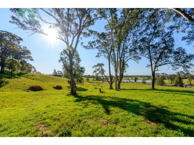330 Rapleys Loop Road, Werombi NSW 2570