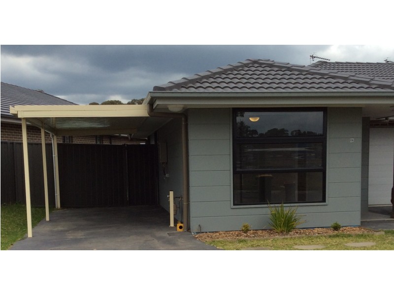 8A BANDARA CIRCUIT, Spring Farm NSW 2570